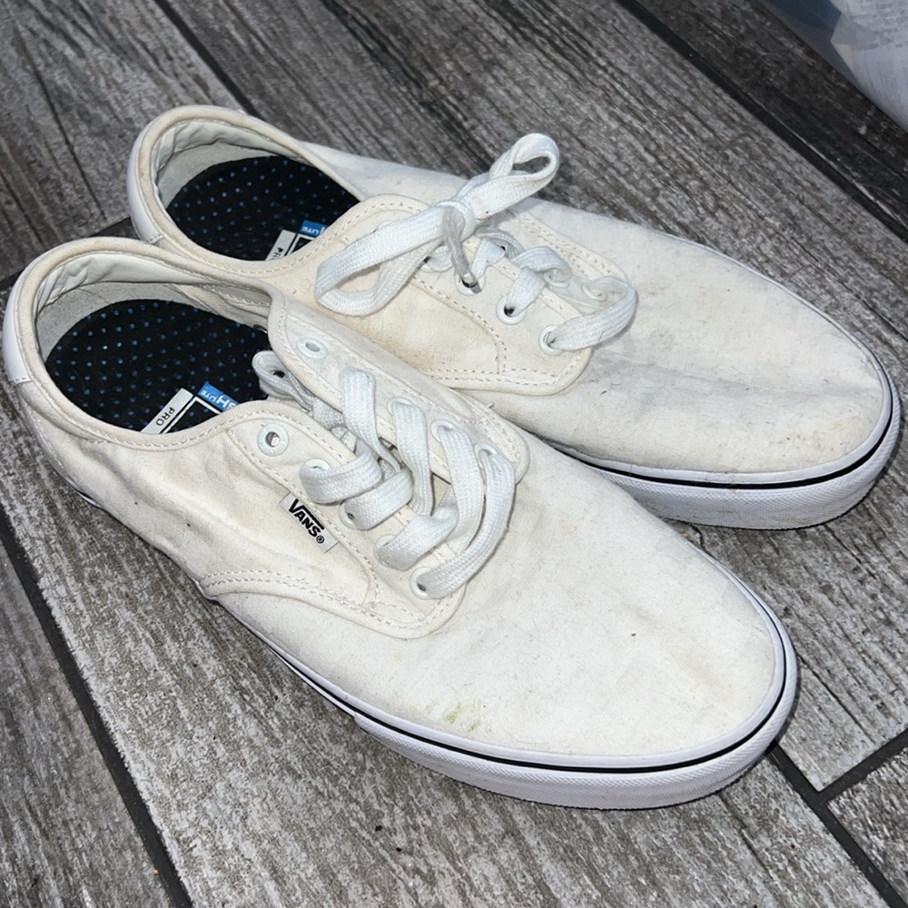 VANS MENS 9.5  CHIMA FERGUSON
